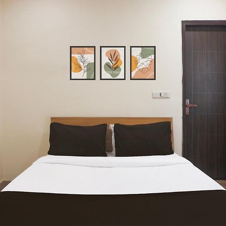 Super Hotel O S J Residency Delhi Kültér fotó