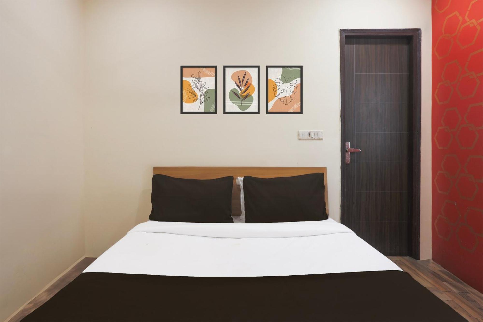 Super Hotel O S J Residency Delhi Kültér fotó